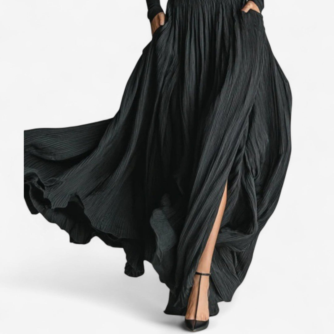 The Estrid Maxi Dress