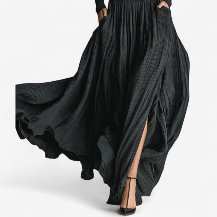 The Estrid Maxi Dress