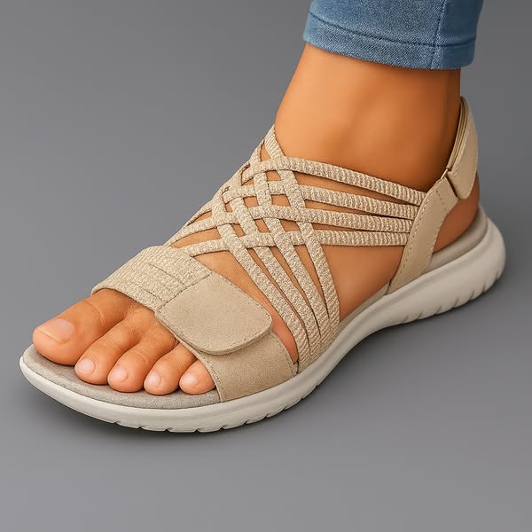 The Reinette Strap Sandal