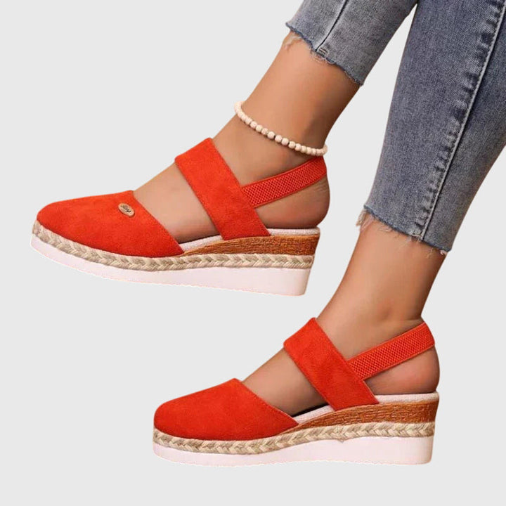The Umbeline Toe-Post Wedge
