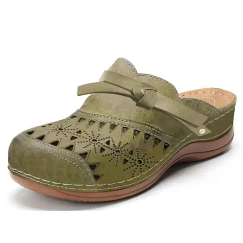 The Romane Clog